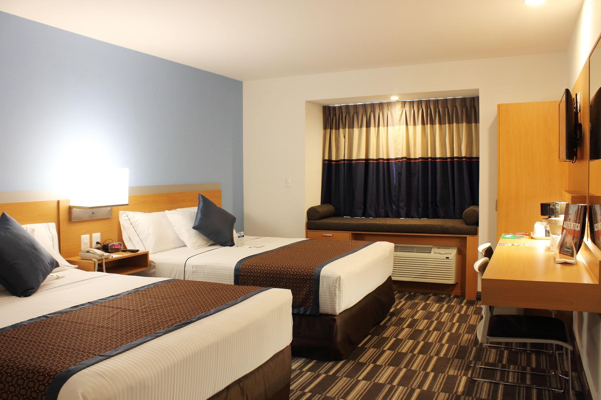 Microtel Inn & Suites By Wyndham Culiacán Extérieur photo
