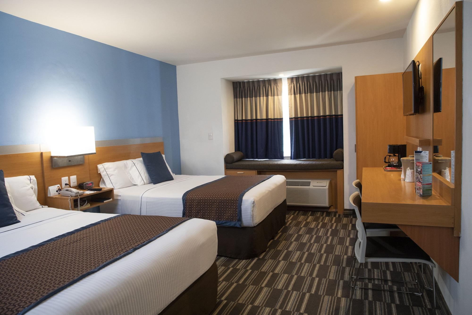 Microtel Inn & Suites By Wyndham Culiacán Extérieur photo