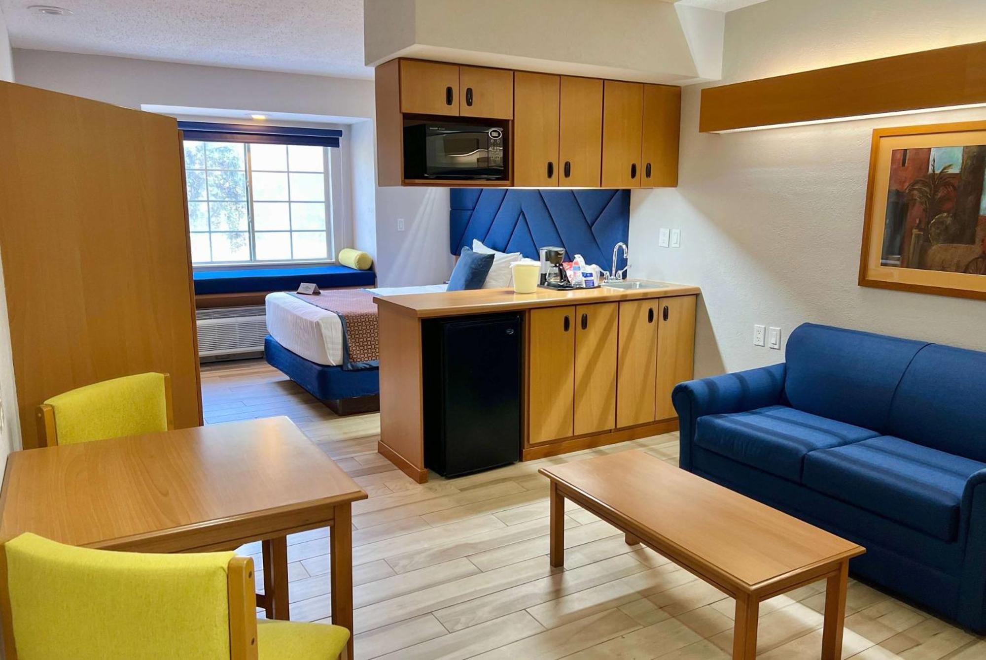 Microtel Inn & Suites By Wyndham Culiacán Extérieur photo