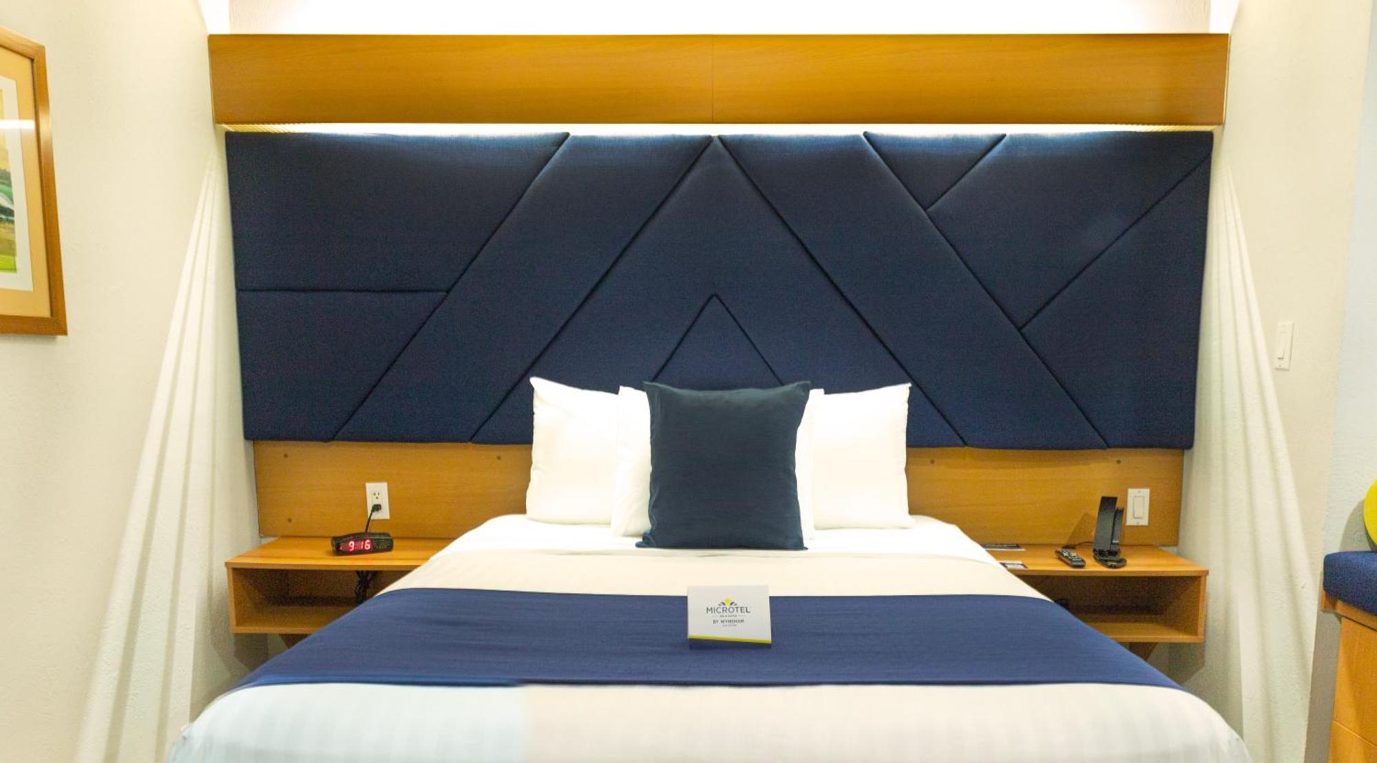 Microtel Inn & Suites By Wyndham Culiacán Extérieur photo
